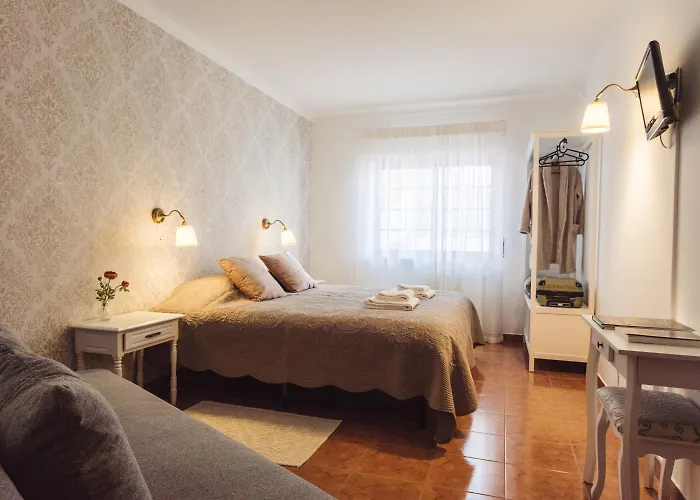 Casa de hóspedes Conde Távora 3*