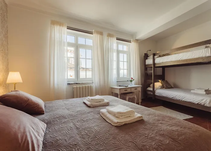 Conde Tavora 3* アトウギア・ダ・バレイア